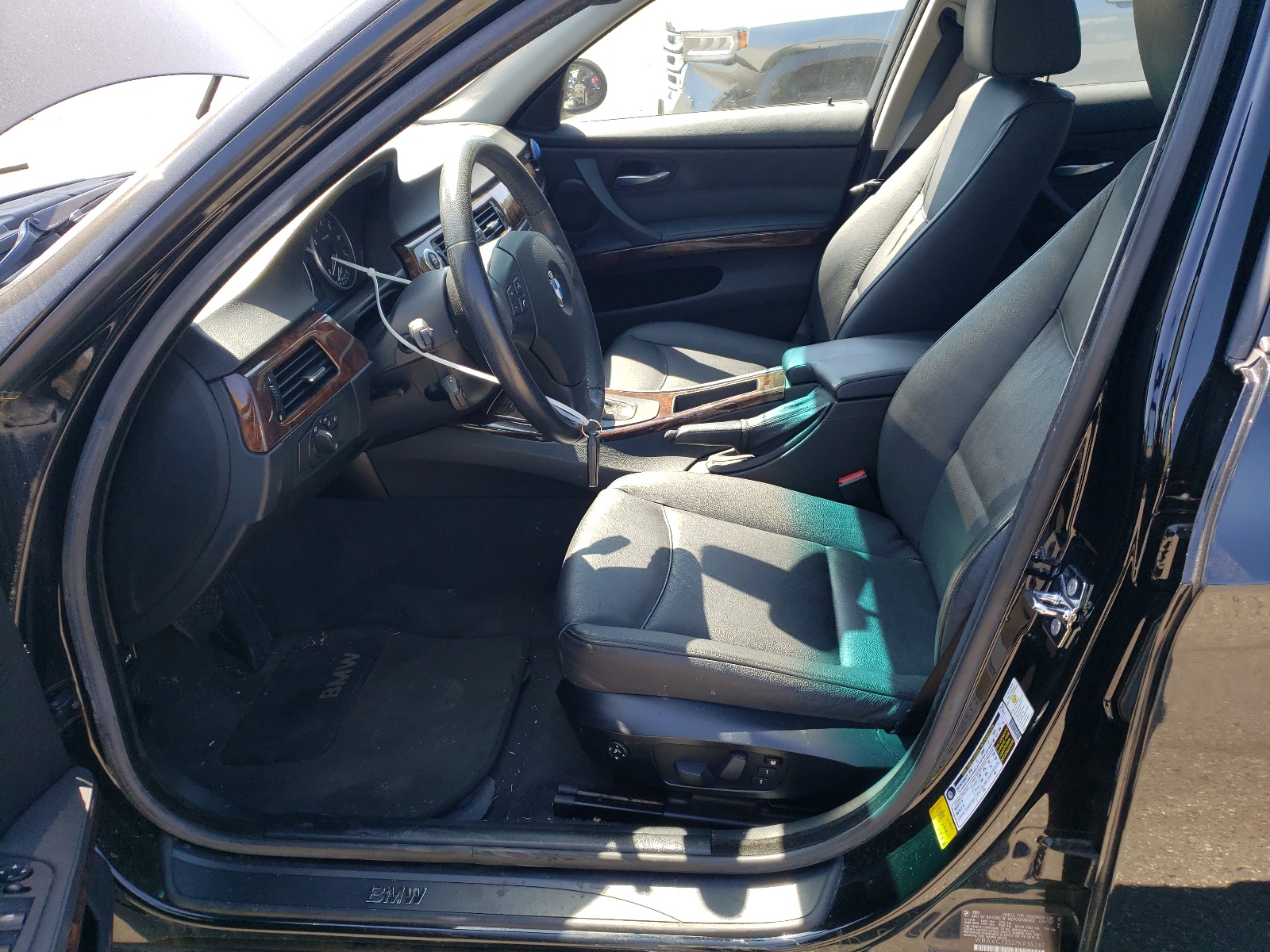 WBAVC73527KP35247 2007 BMW 328 Xi Sulev