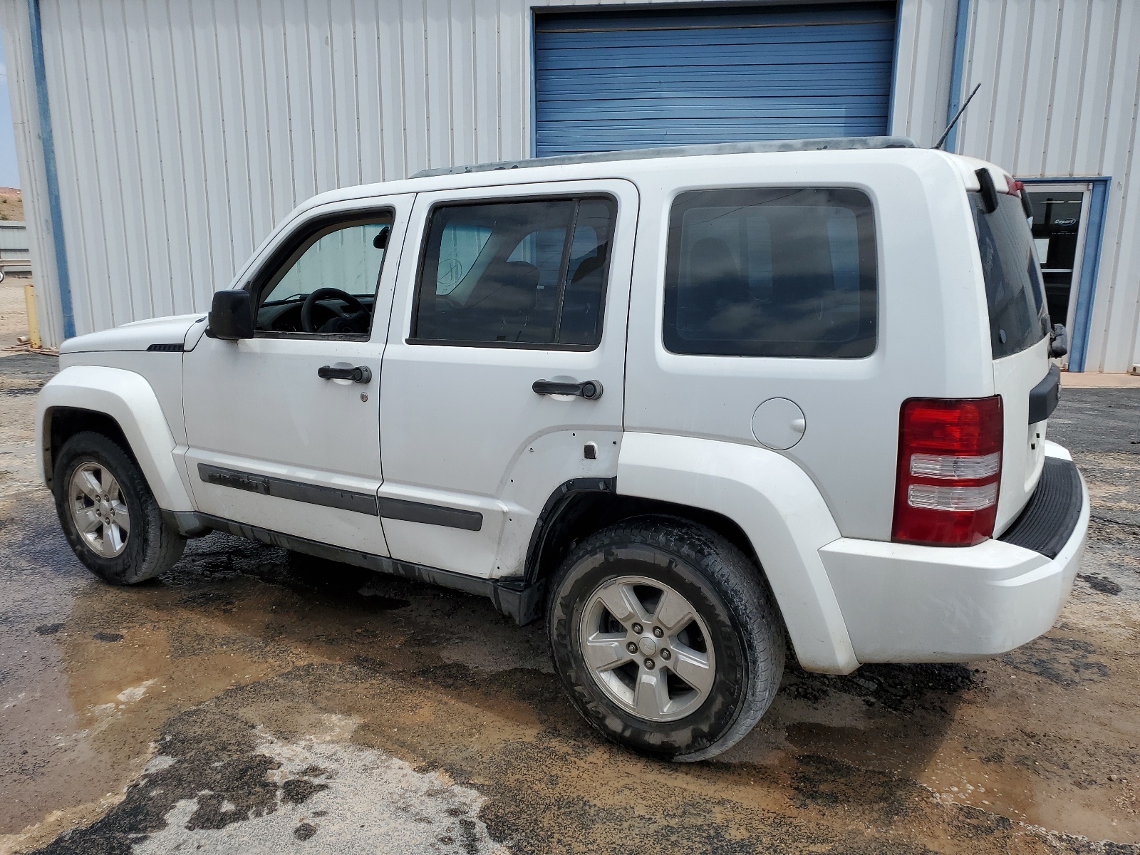 2012 Jeep Liberty Sport vin: 1C4PJLAK6CW135448