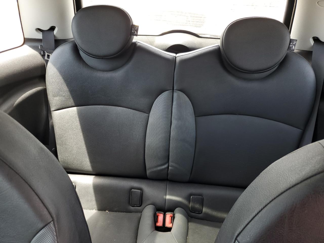 2008 Mini Cooper VIN: WMWMF33528TT61858 Lot: 65637264