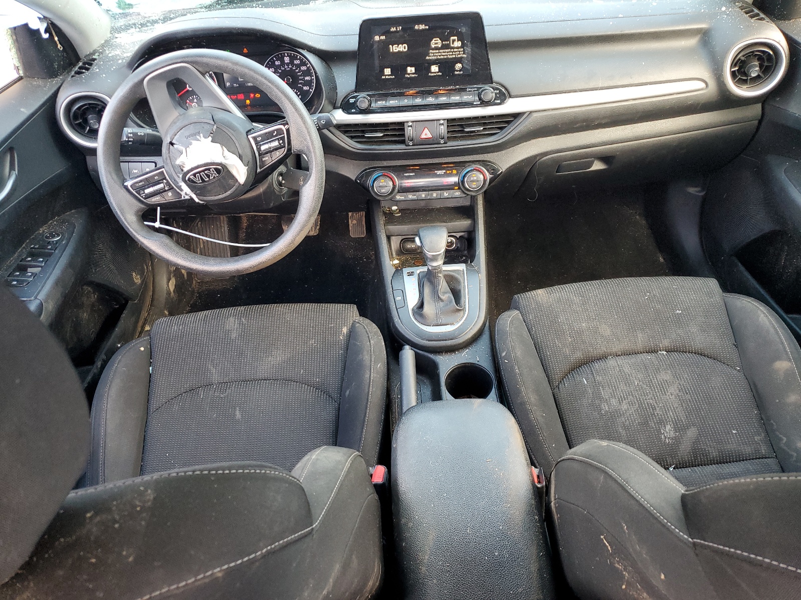 3KPF24AD5KE005850 2019 Kia Forte Fe