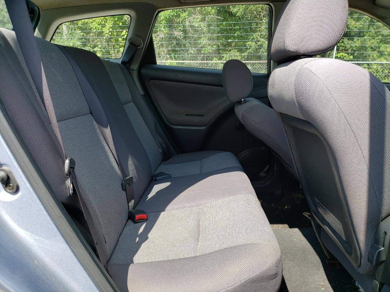 2003 Toyota Corolla Matrix Xr VIN: 2T1KR32E53C100176 Lot: 64901664