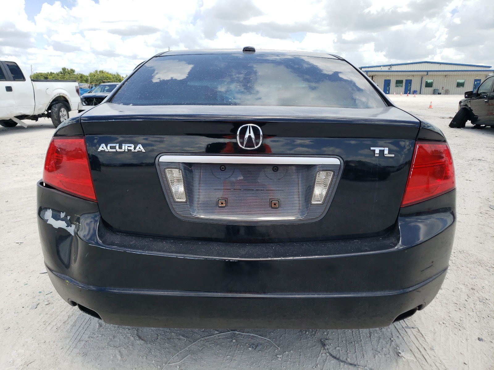 19UUA66225A039900 2005 Acura Tl