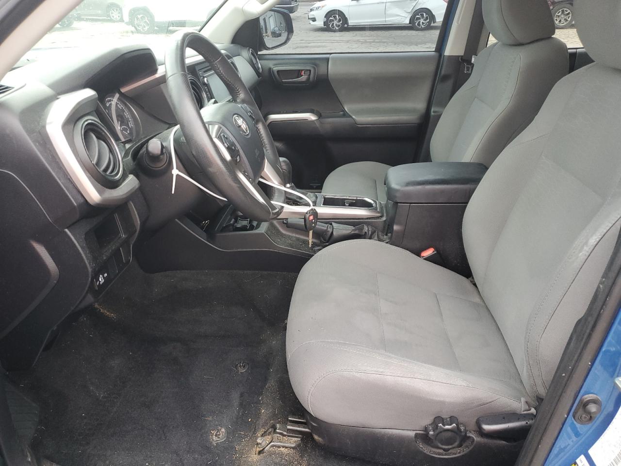 2017 Toyota Tacoma Double Cab VIN: 5TFCZ5AN2HX050041 Lot: 63450694