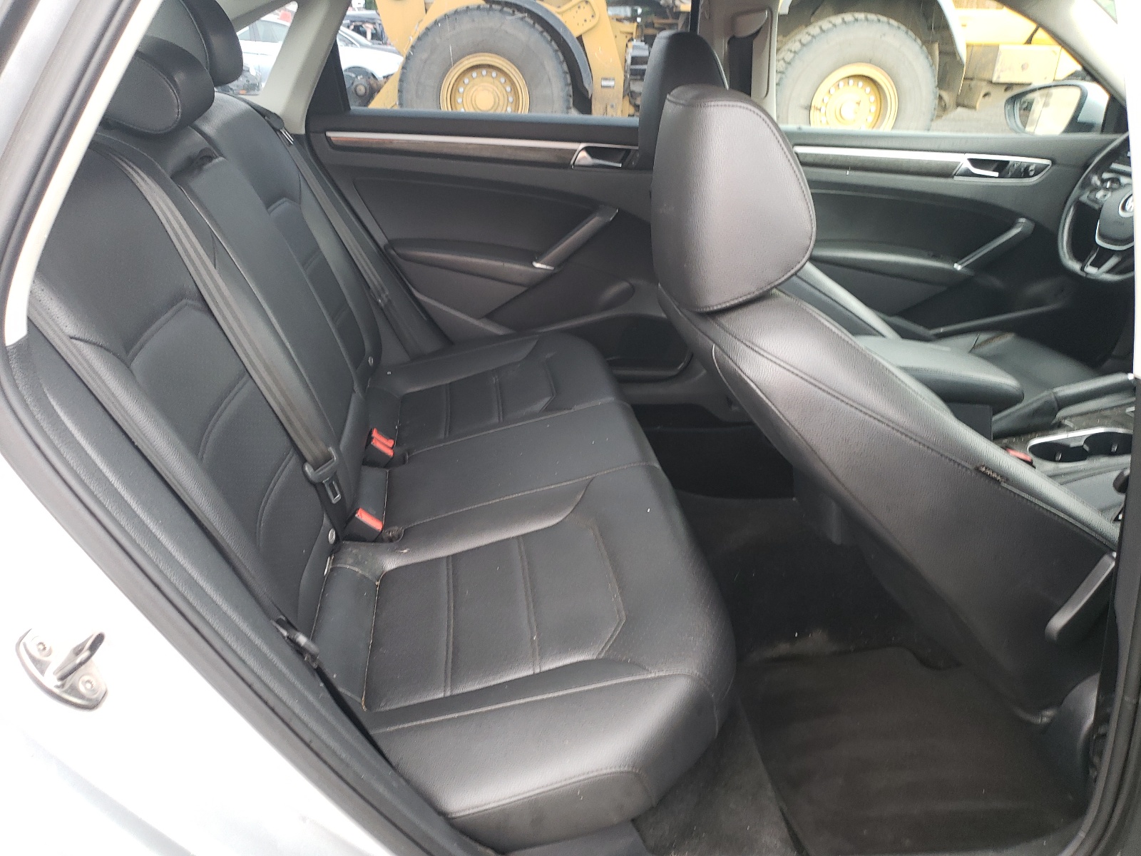 1VWGT7A37HC031700 2017 Volkswagen Passat Se