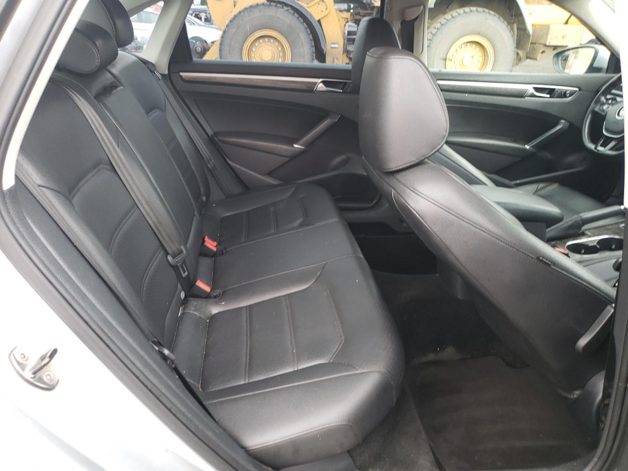 2017 Volkswagen Passat Se VIN: 1VWGT7A37HC031700 Lot: 64175274