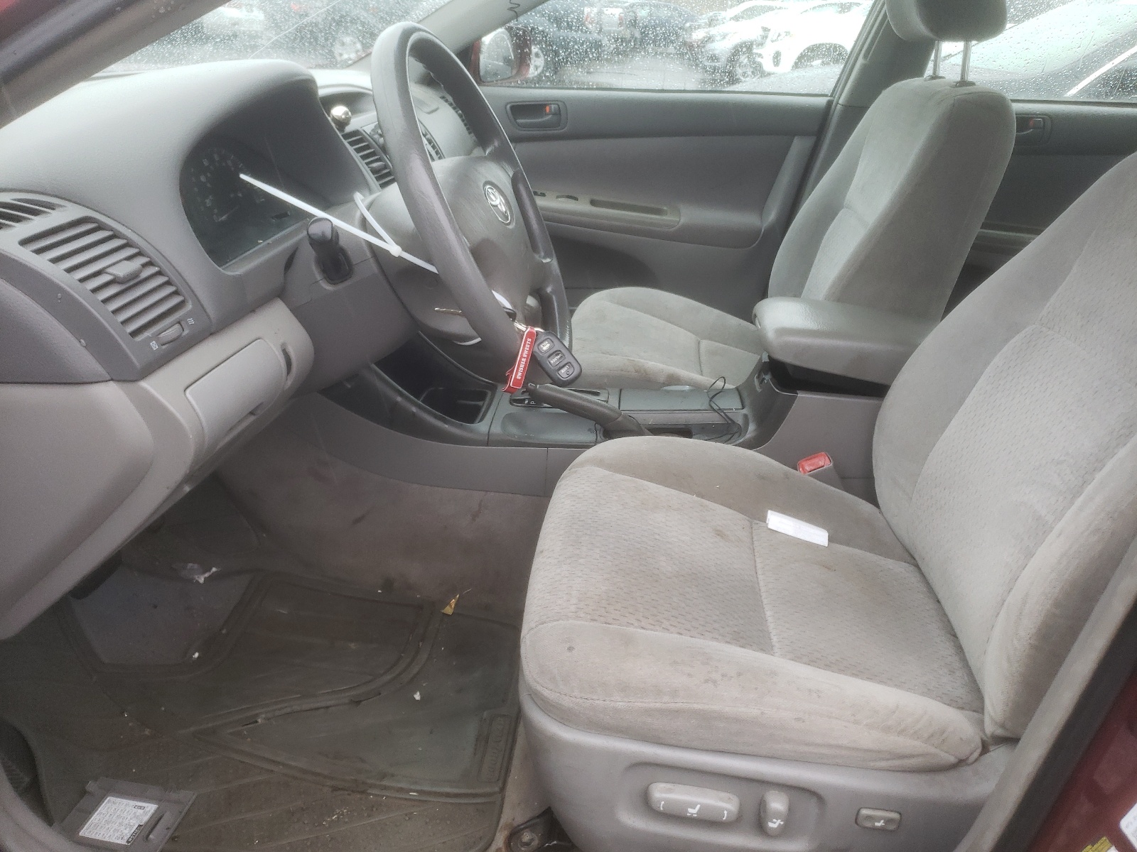 4T1BE32K04U301517 2004 Toyota Camry Le