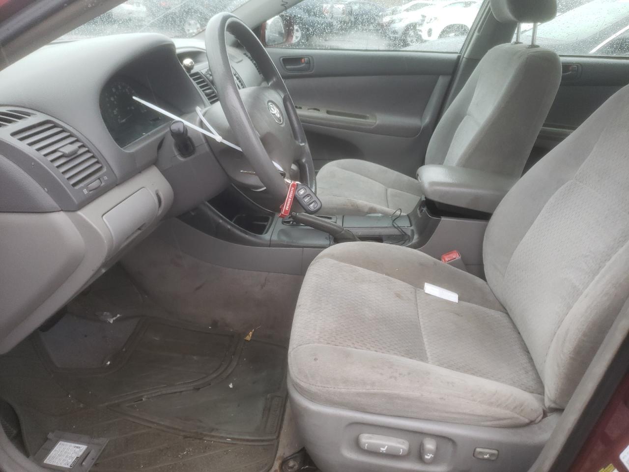 2004 Toyota Camry Le VIN: 4T1BE32K04U301517 Lot: 62803164