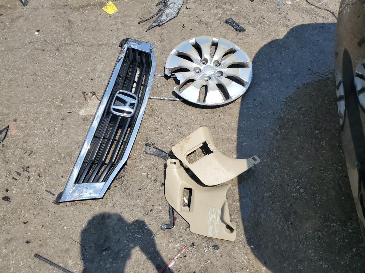 2009 Honda Accord - Image 12