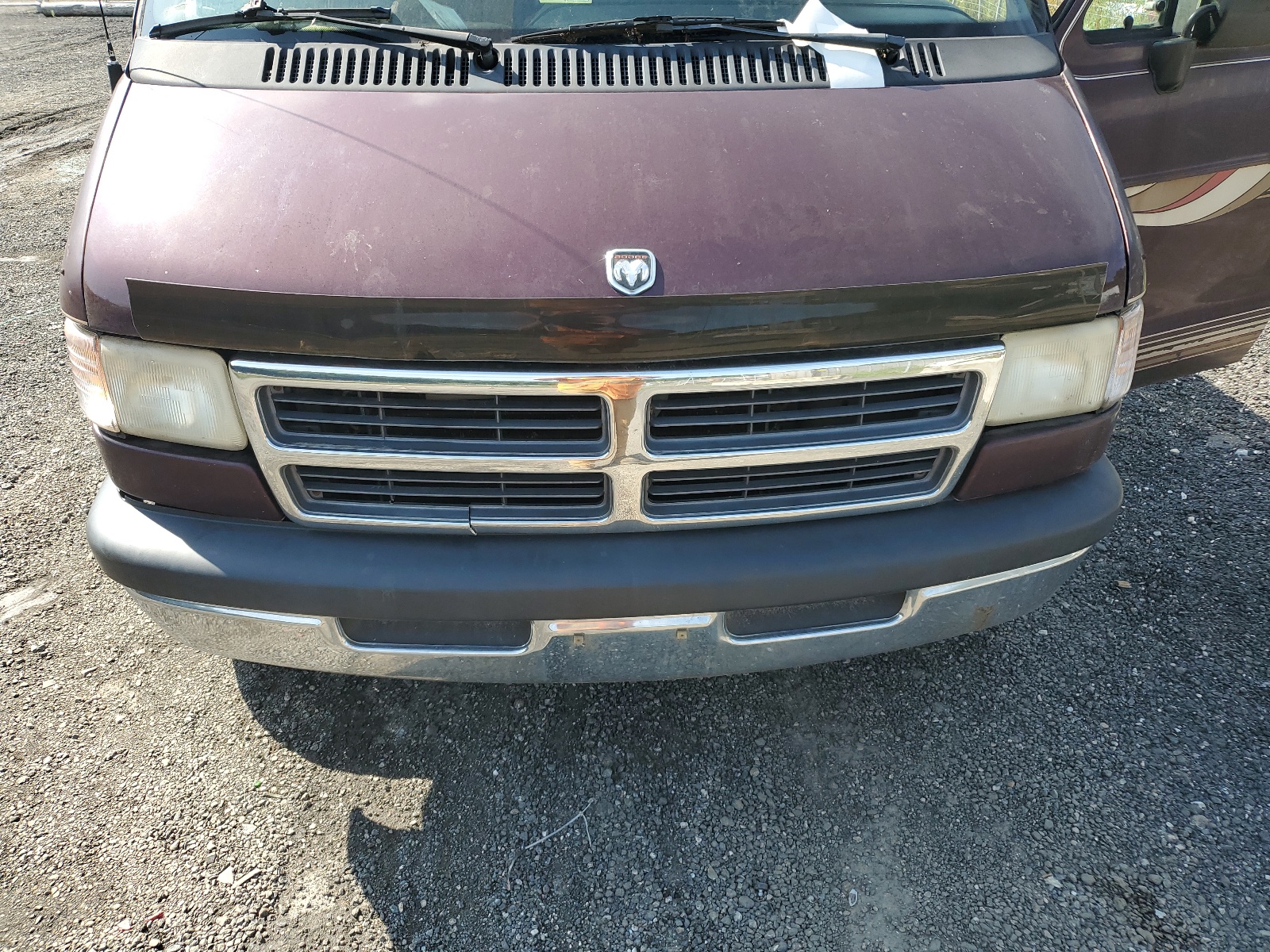 2B6HB21X1TK110647 1996 Dodge Ram Van B2500