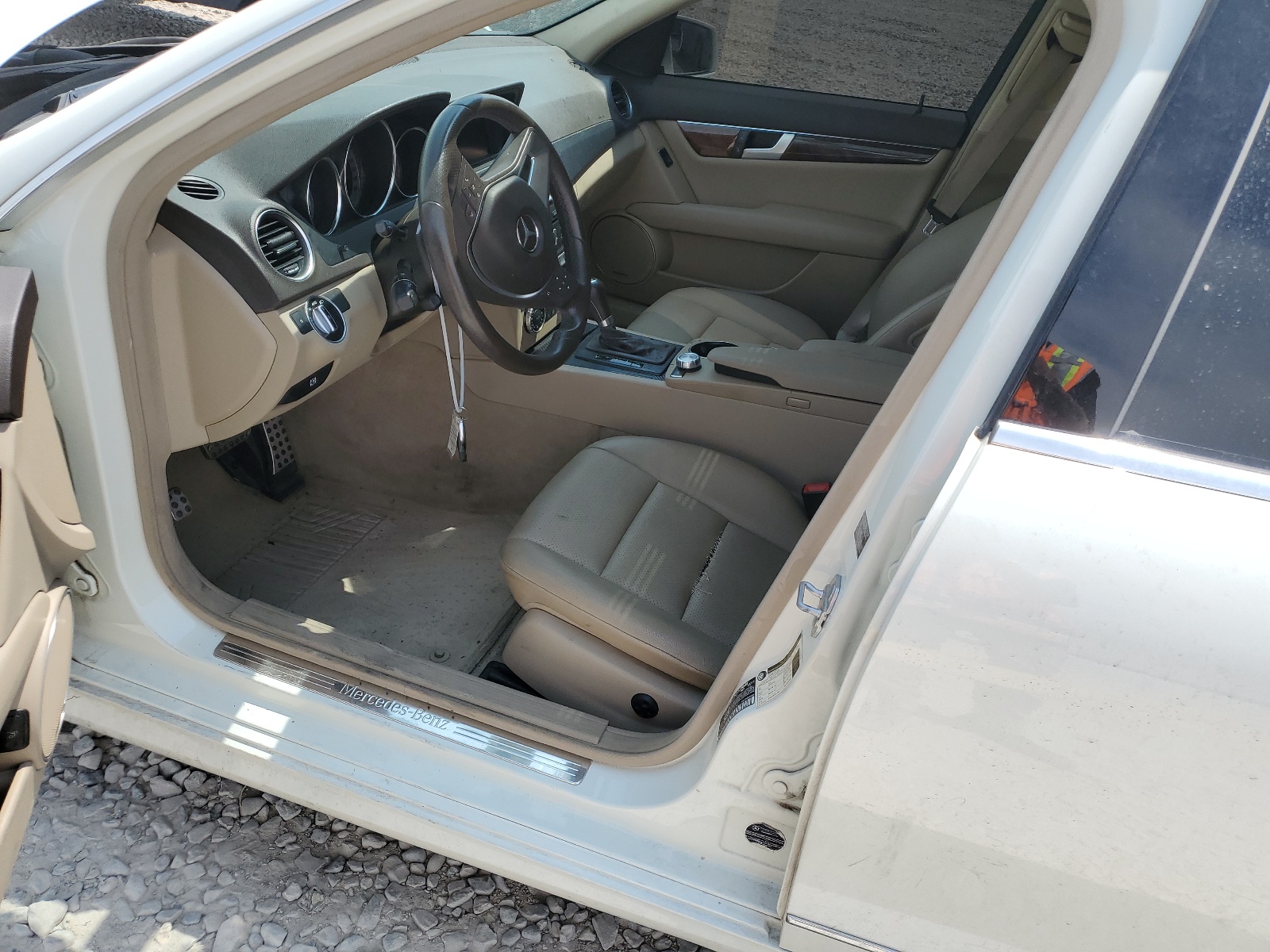 WDDGF8BB8CA597185 2012 Mercedes-Benz C 300 4Matic