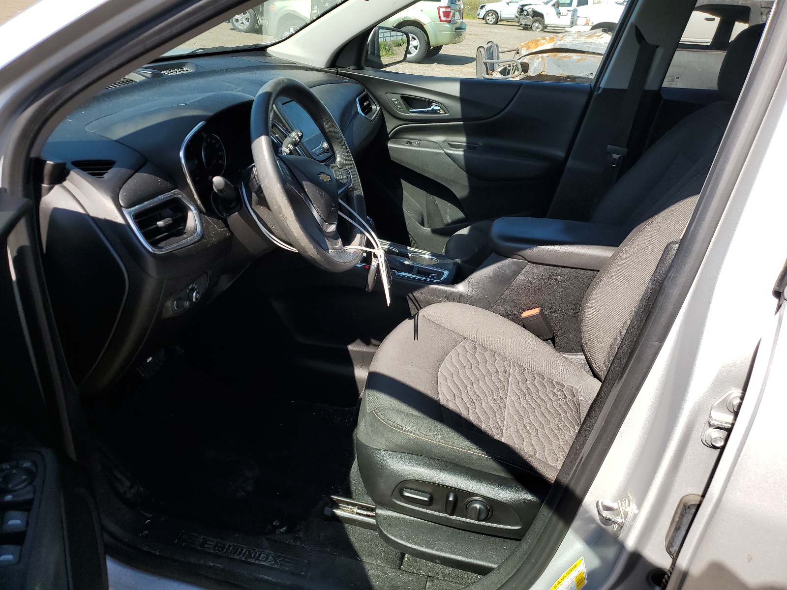 2GNAXKEV3K6181578 2019 Chevrolet Equinox Lt