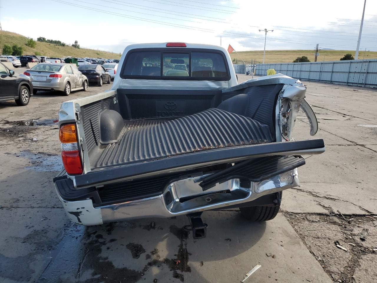 2001 Toyota Tacoma Xtracab VIN: 5TEWN72N71Z825838 Lot: 62644984