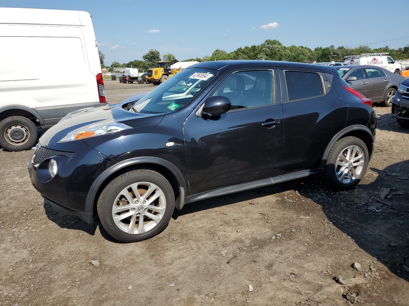 2012 Nissan Juke S vin: JN8AF5MV4CT107680