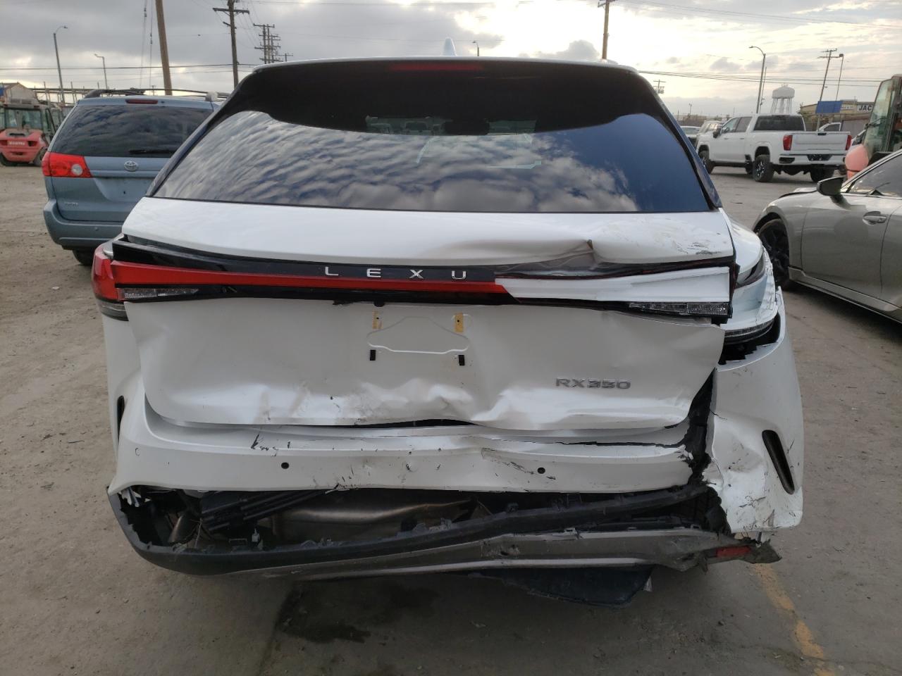 2024 Lexus Rx 350 Premium VIN: JTJCHMAA5R2014740 Lot: 63238434