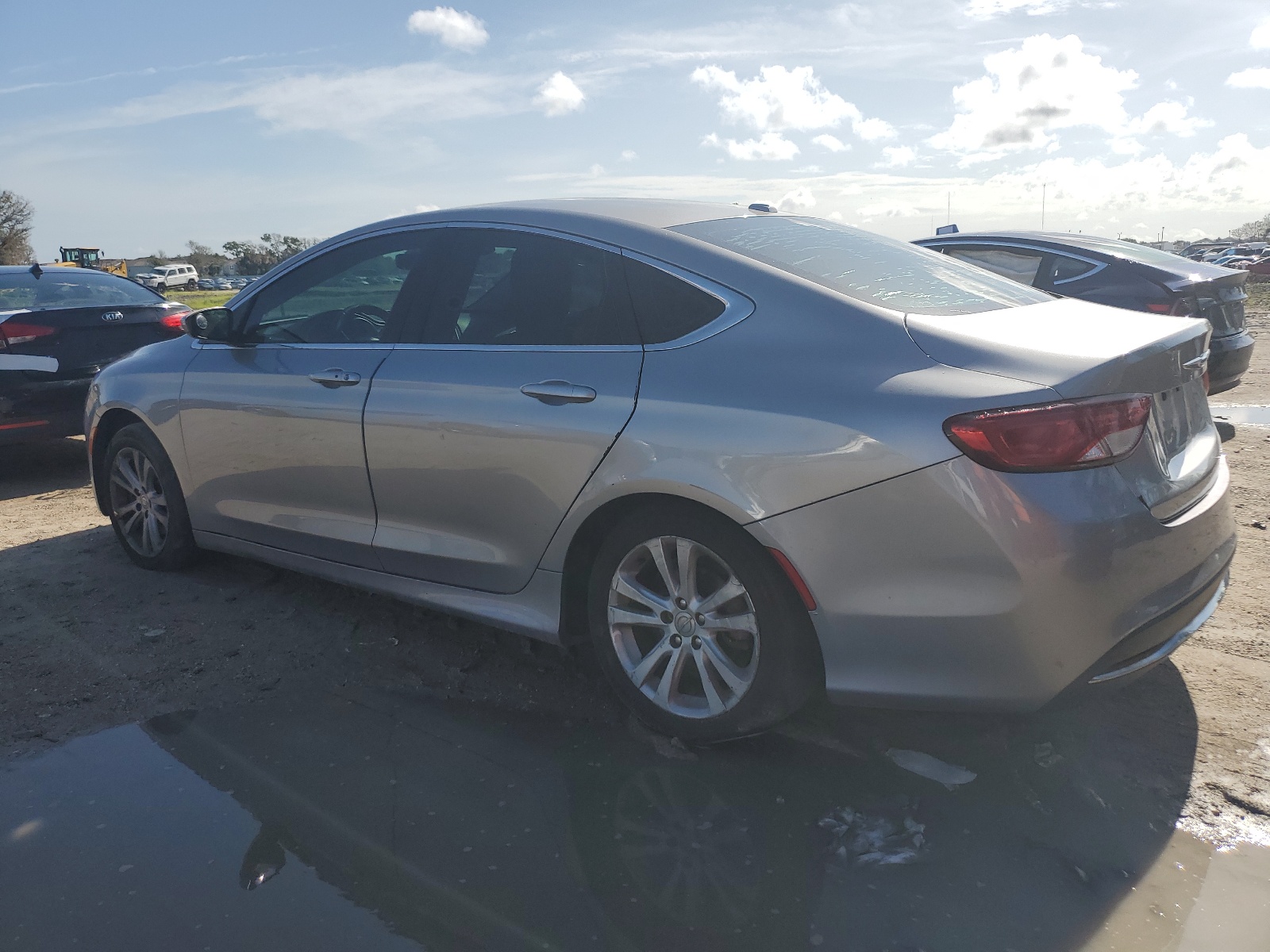 2015 Chrysler 200 Limited vin: 1C3CCCAB8FN645033