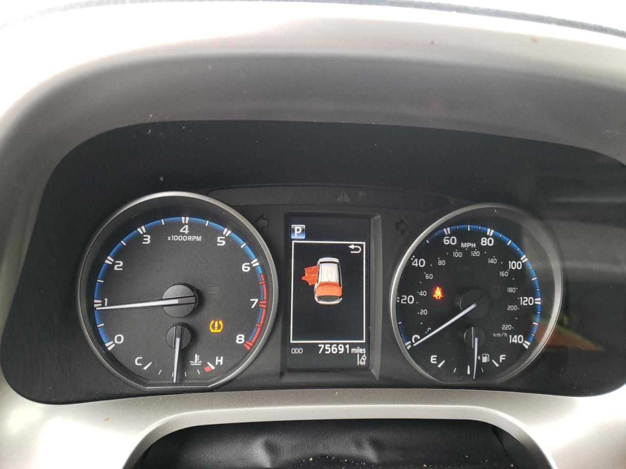 2018 Toyota RAV 4 - Image 9