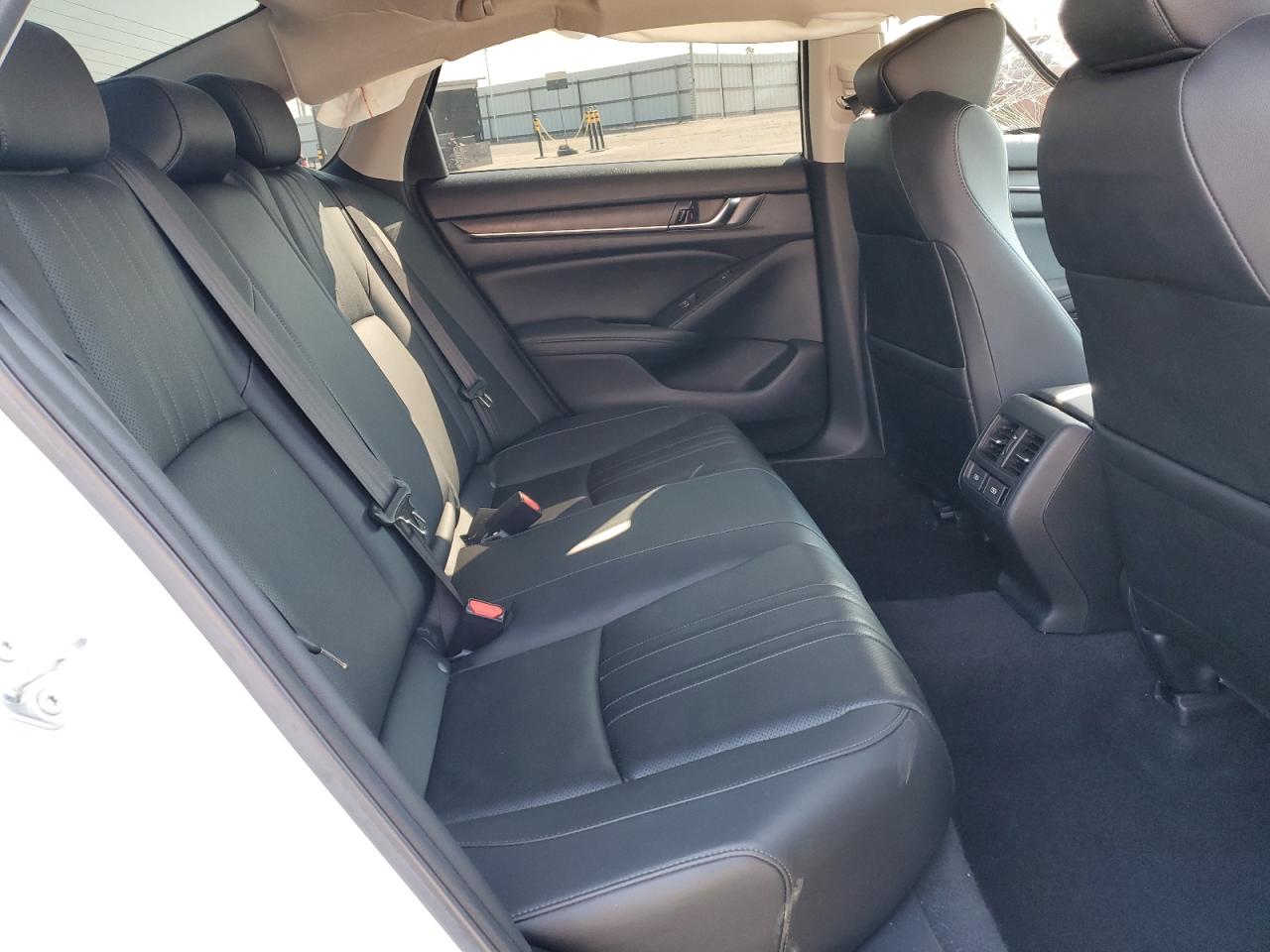 2022 Honda Accord Touring VIN: 1HGCV2F95NA007545 Lot: 62647644