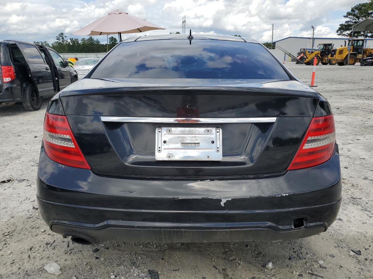 2013 Mercedes-Benz C 250 VIN: WDDGJ4HB7DG057372 Lot: 64656064