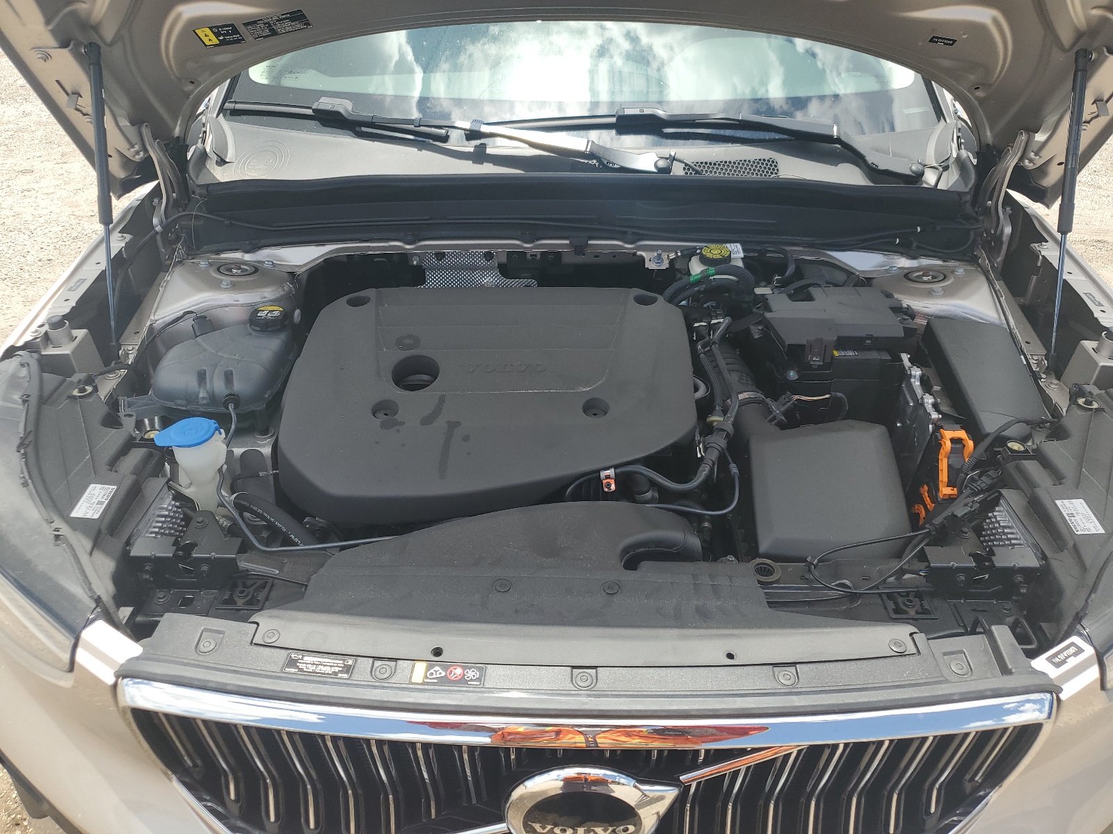 YV4L12UF4P2938678 2023 Volvo Xc40 Ultimate