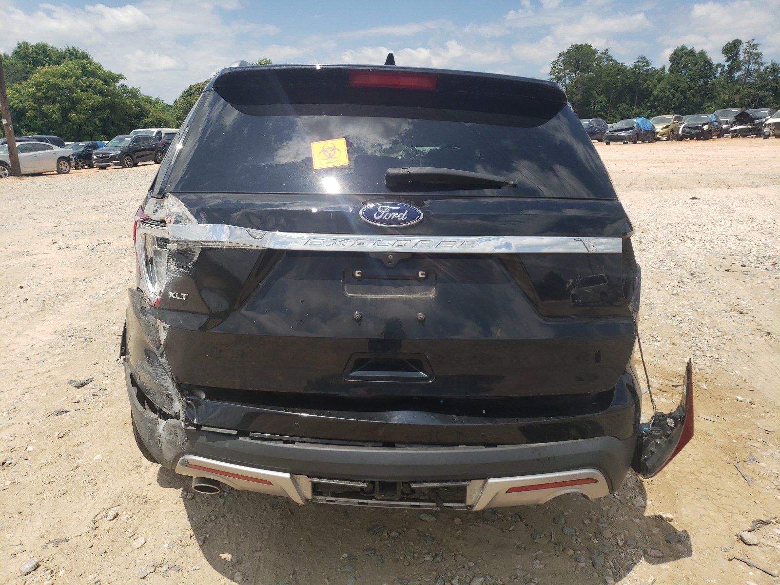 1FM5K7D82HGC45194 2017 Ford Explorer Xlt