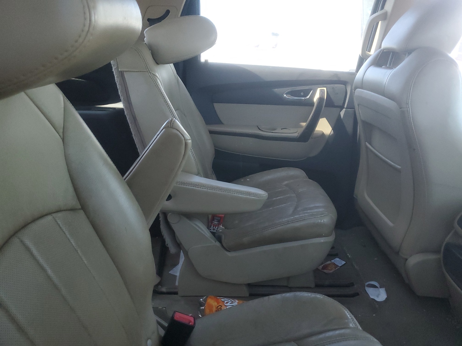 1GKKVTED8BJ265208 2011 GMC Acadia Denali