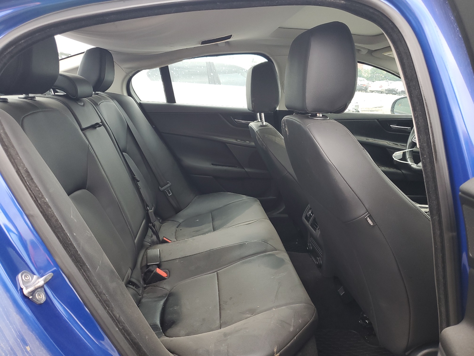 SAJAD4BV0HA967188 2017 Jaguar Xe Premium