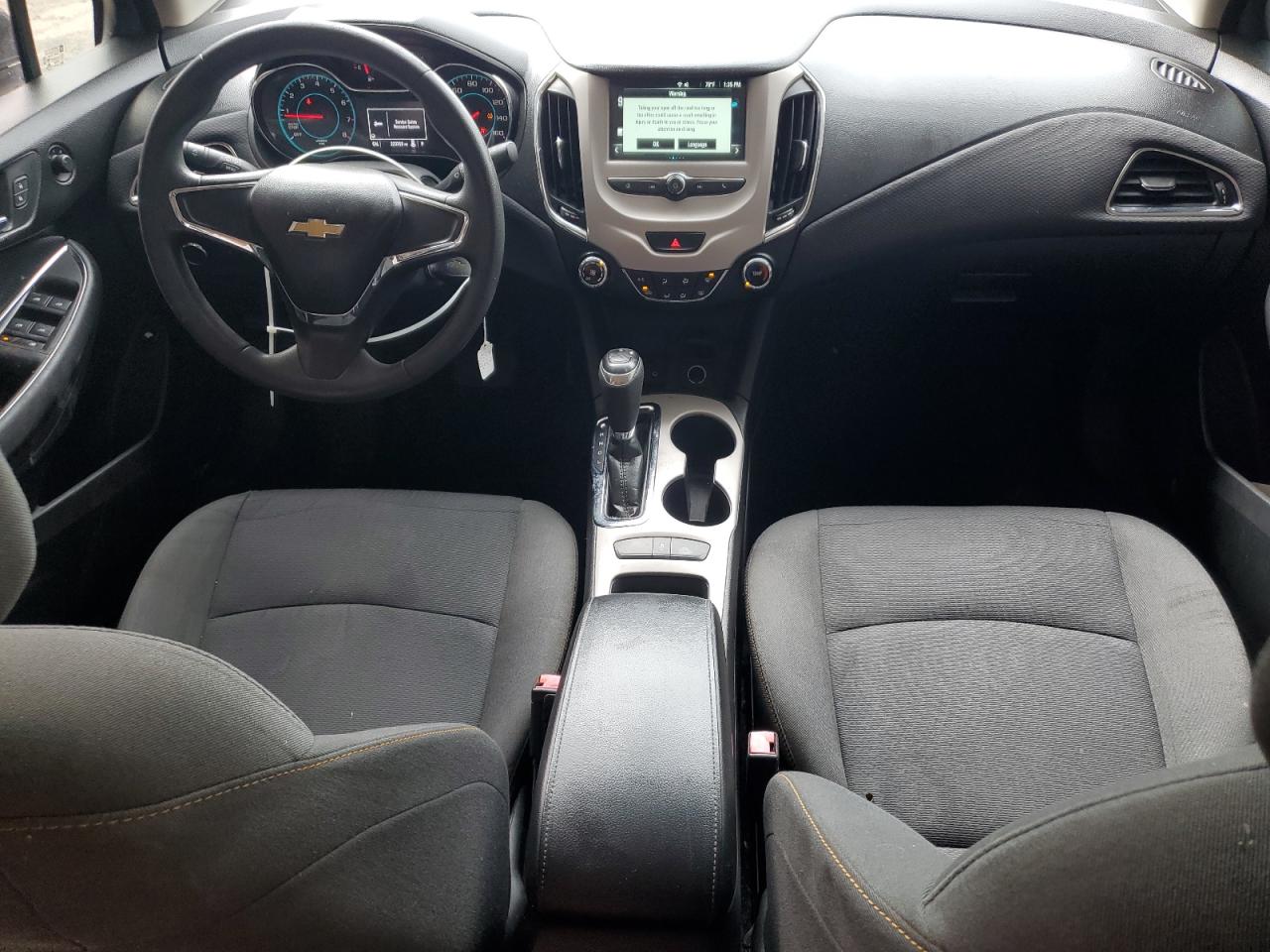2018 Chevrolet Cruze - Image 8