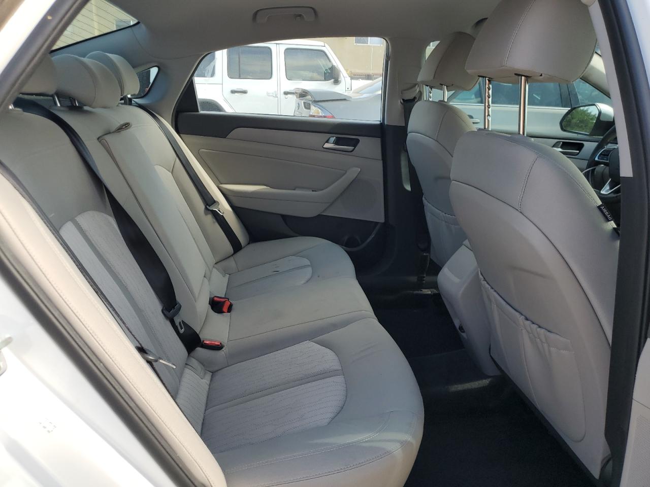 2018 Hyundai Sonata Hybrid VIN: KMHE24L36JA078447 Lot: 63682554