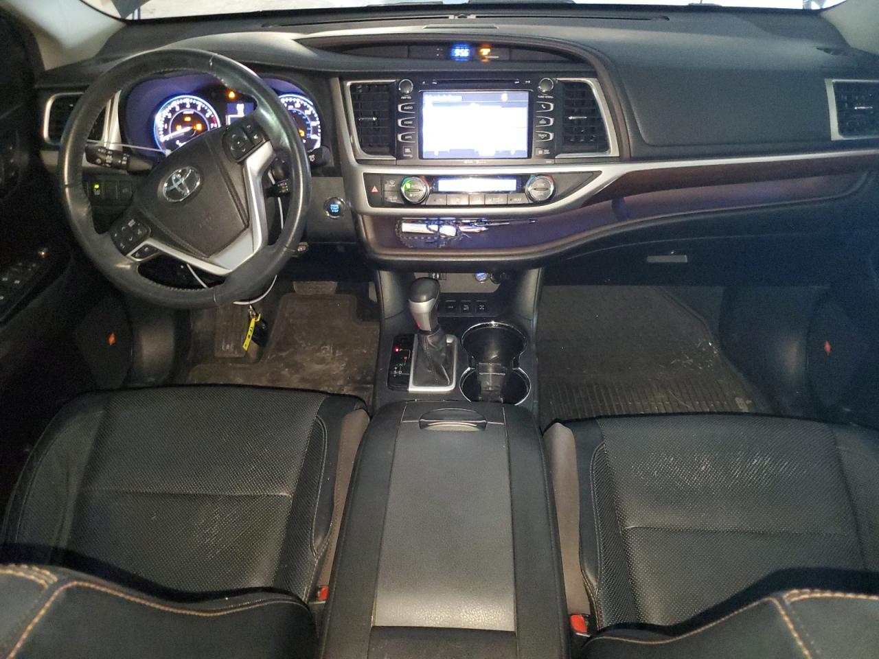 2014 Toyota Highlander Limited VIN: 5TDDKRFH8ES005271 Lot: 64045854