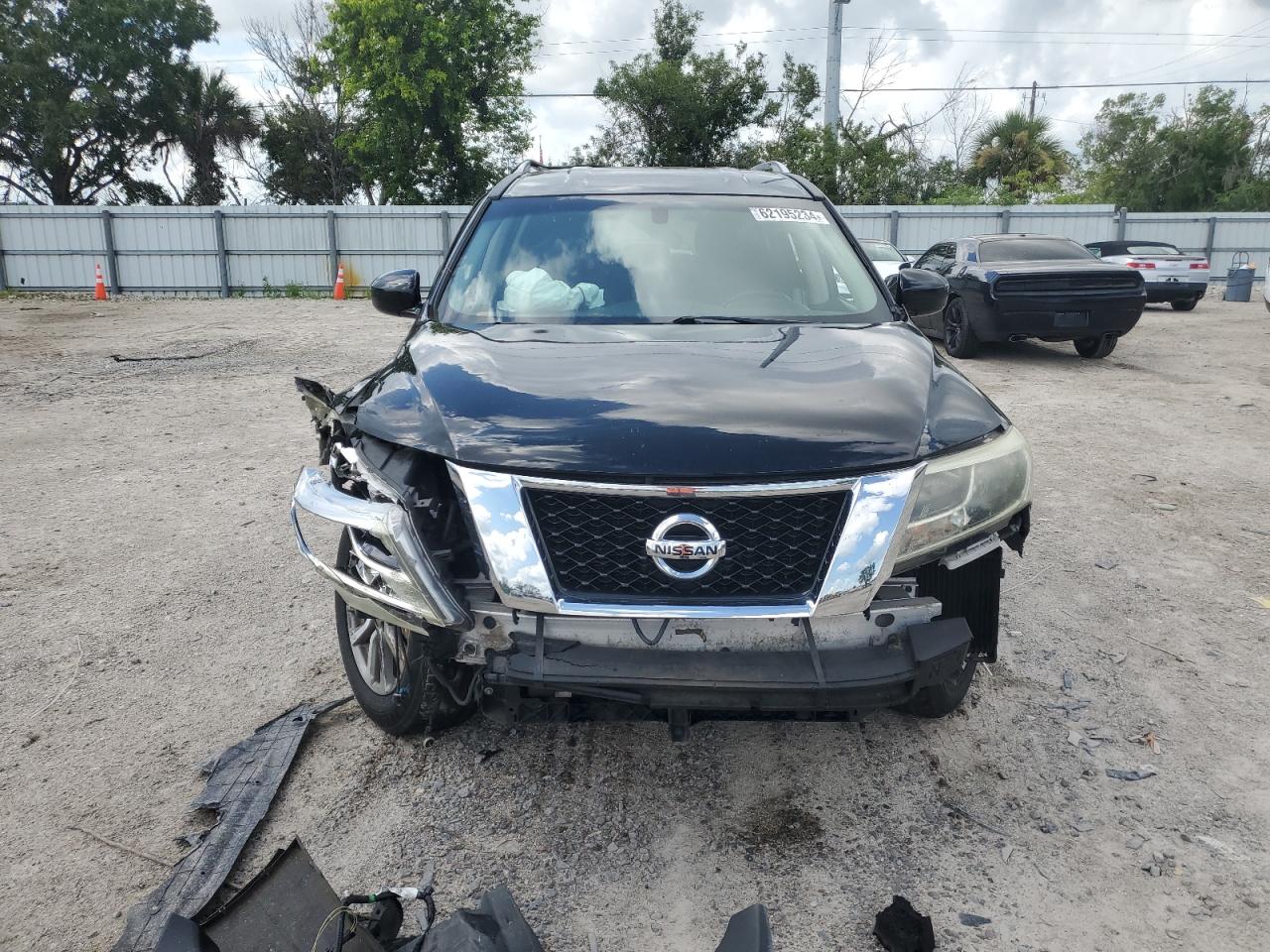 2014 Nissan Pathfinder S VIN: 5N1AR2MM7EC727401 Lot: 62195234