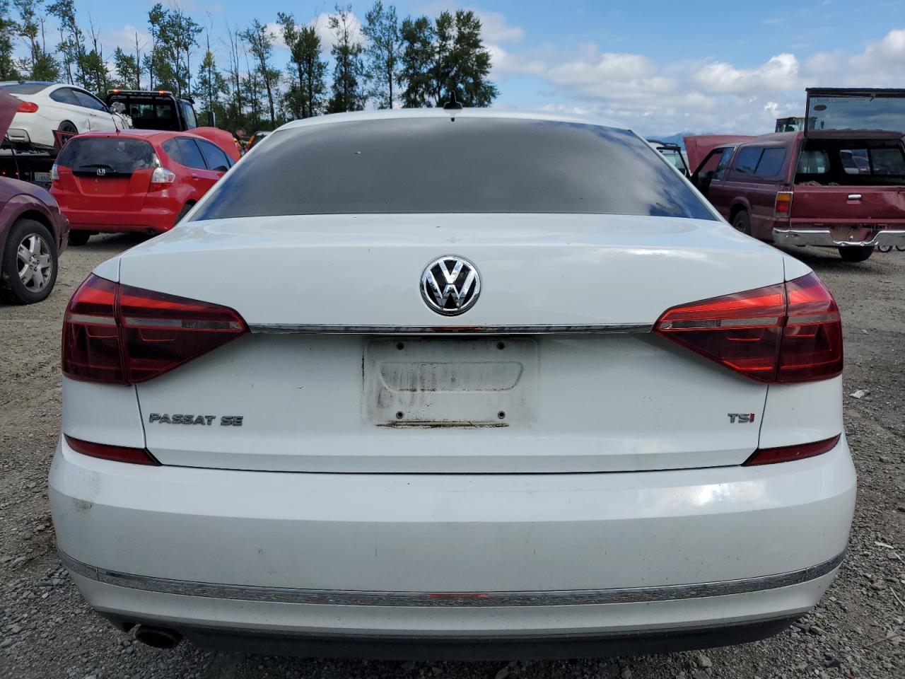 2017 Volkswagen Passat Se VIN: 1VWBT7A32HC028486 Lot: 61090234