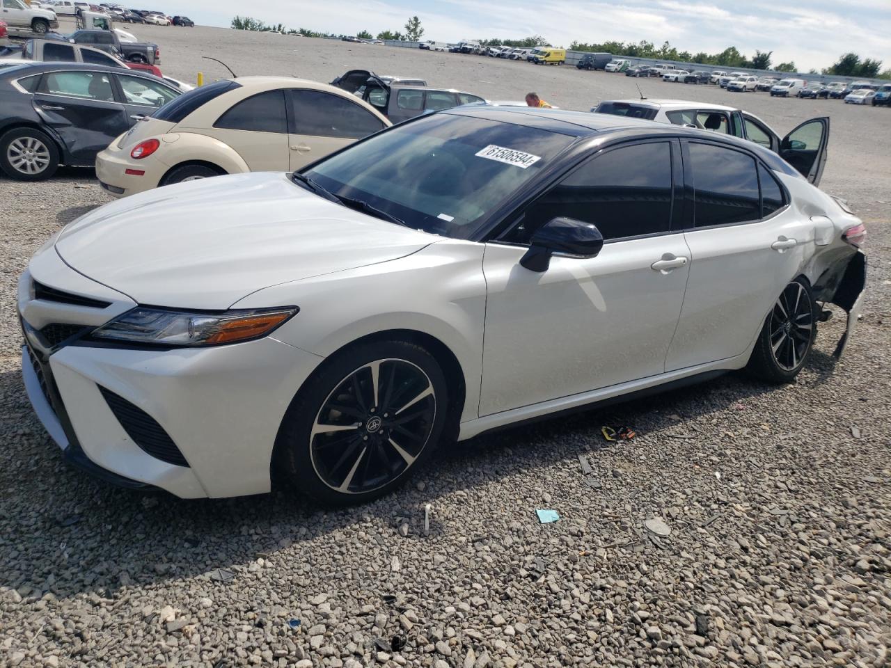 4T1B61HK6KU295163 2019 TOYOTA CAMRY - Image 1