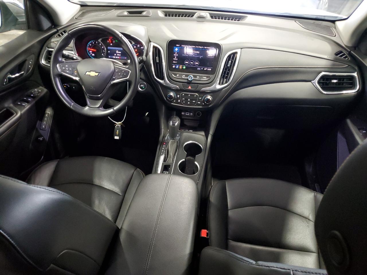 2020 Chevrolet Equinox Premier VIN: 2GNAXYEX6L6240421 Lot: 63883924