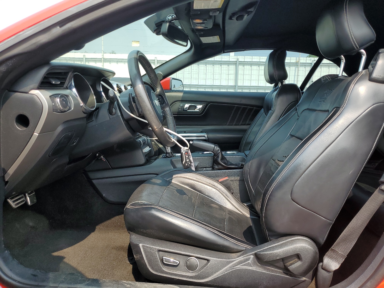 1FATP8UH8F5367253 2015 Ford Mustang