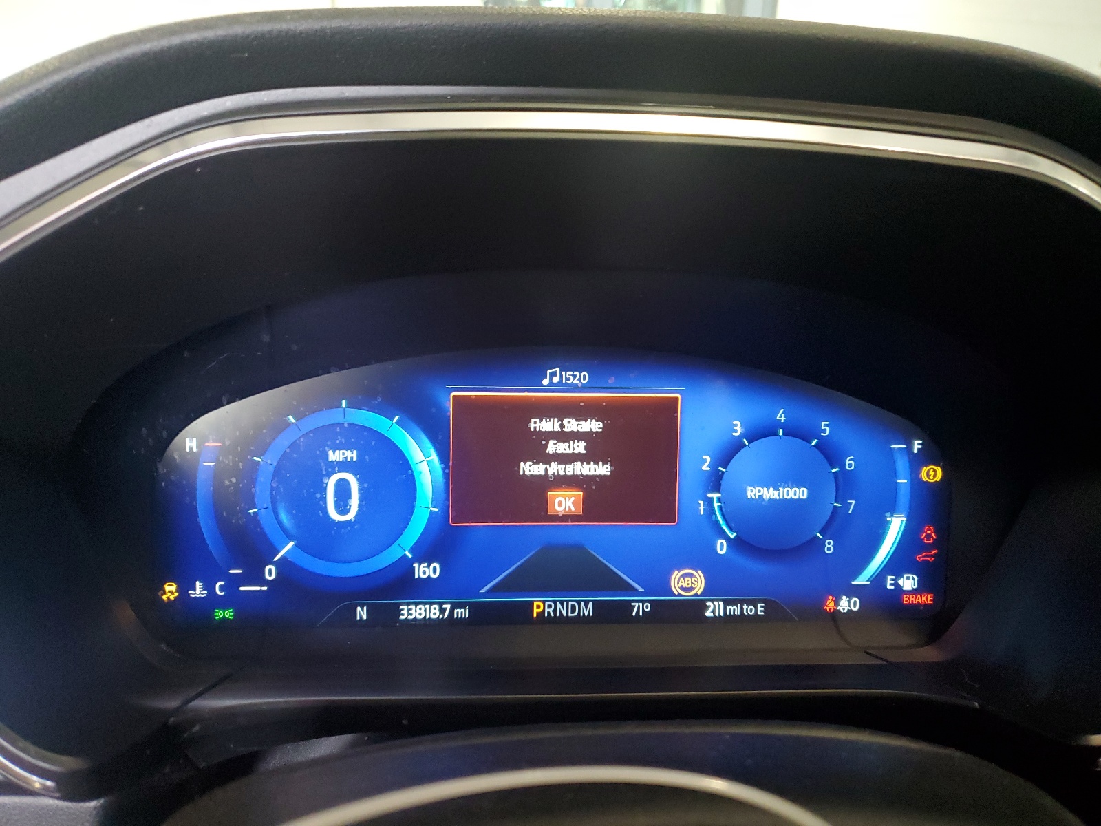 1FMCU9J9XLUA15424 2020 Ford Escape Titanium