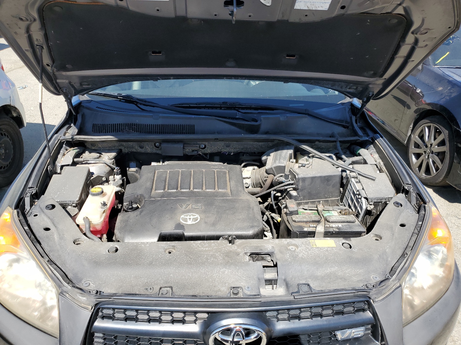 JTMRK4DV5A5094704 2010 Toyota Rav4 Sport