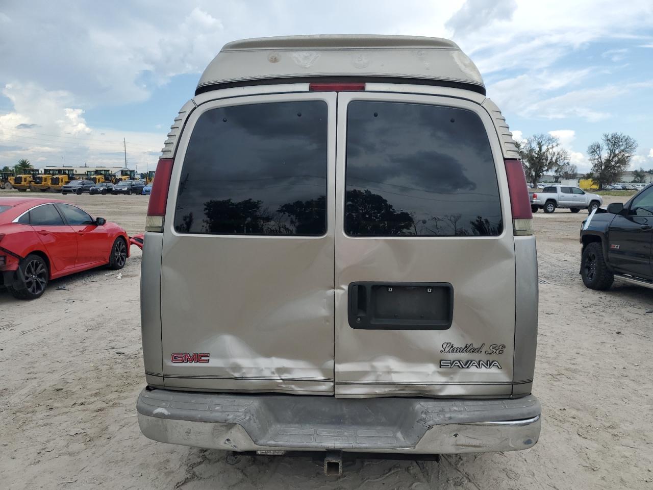 2000 GMC Savana Rv G1500 VIN: 1GDFG15R3Y1242169 Lot: 65117844