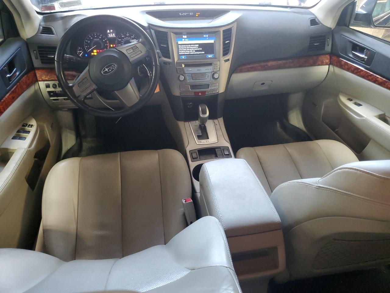 2011 Subaru Outback 2.5I Limited VIN: 4S4BRBLC6B3421086 Lot: 64696224