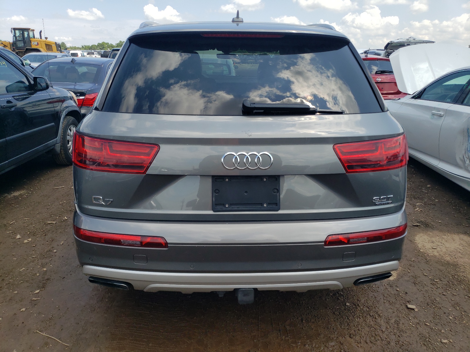 2017 Audi Q7 Premium Plus vin: WA1LABF77HD019511