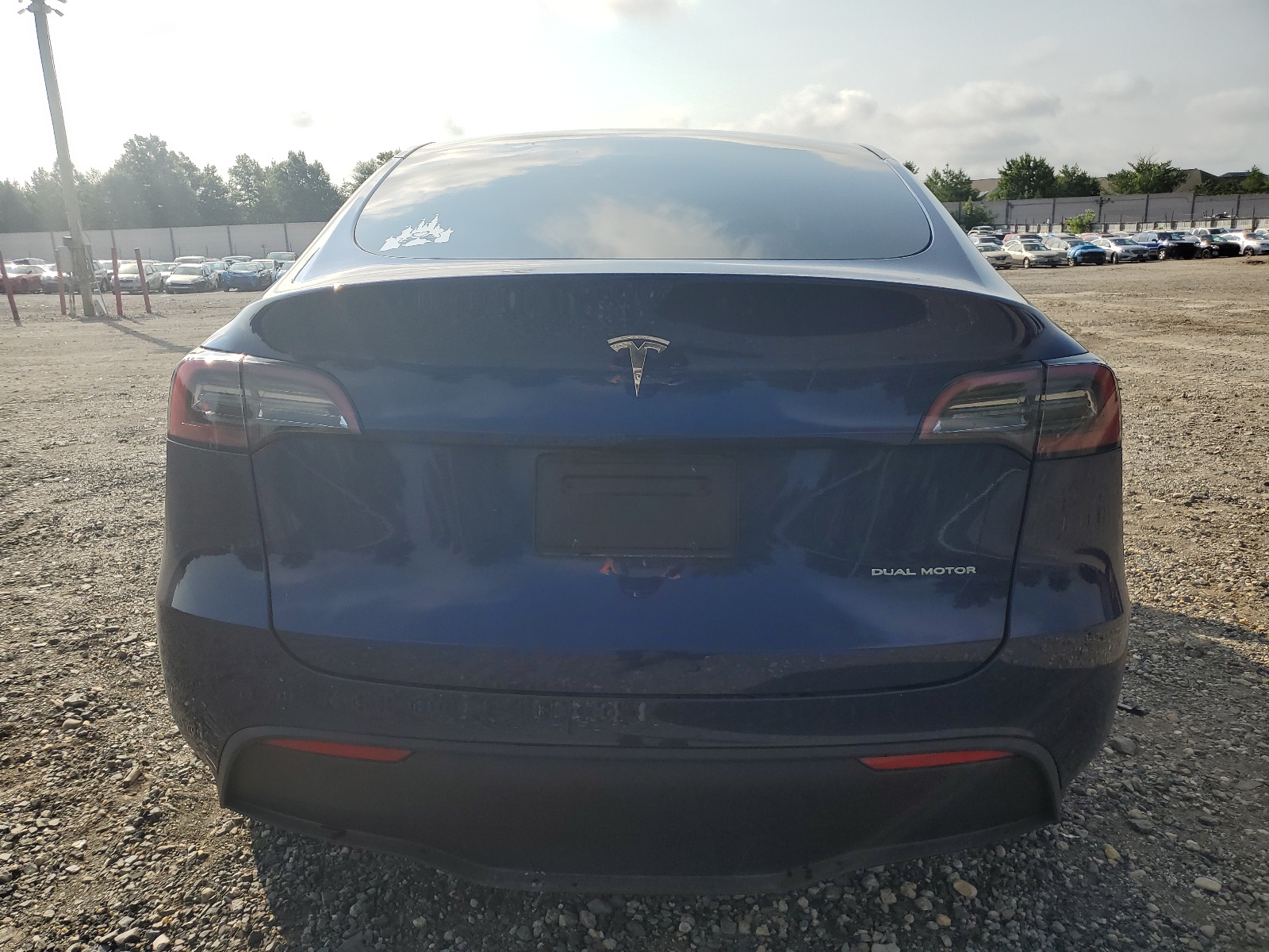 7SAYGDEEXPF686069 2023 Tesla Model Y