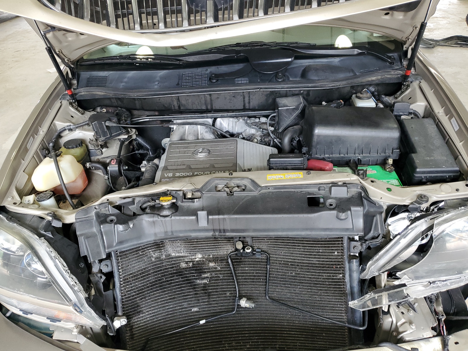 JT6HF10U3Y0150052 2000 Lexus Rx 300