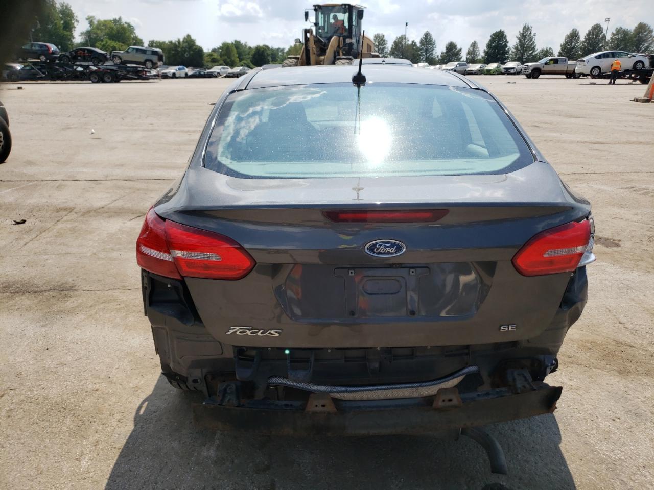 1FADP3F2XGL313000 2016 Ford Focus Se