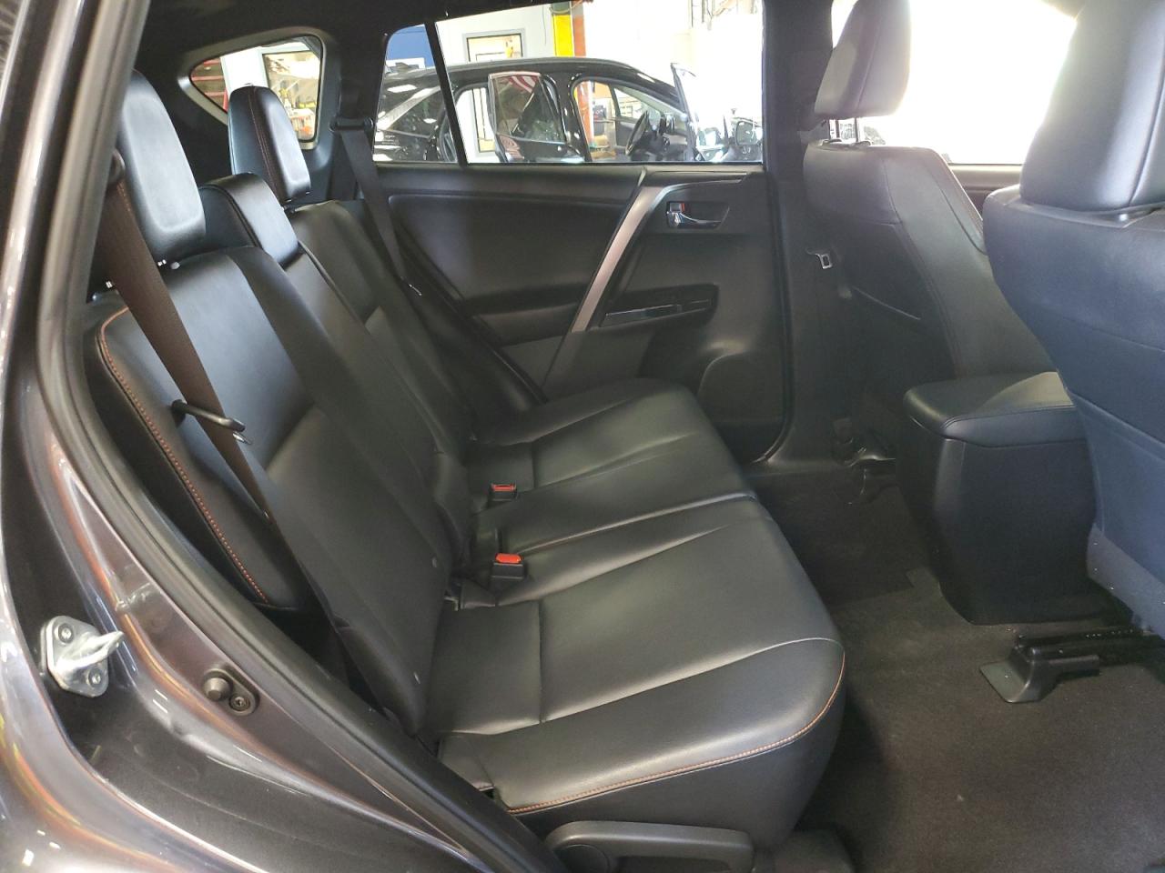 2017 Toyota Rav4 Se VIN: JTMJFREV4HD212433 Lot: 64969664