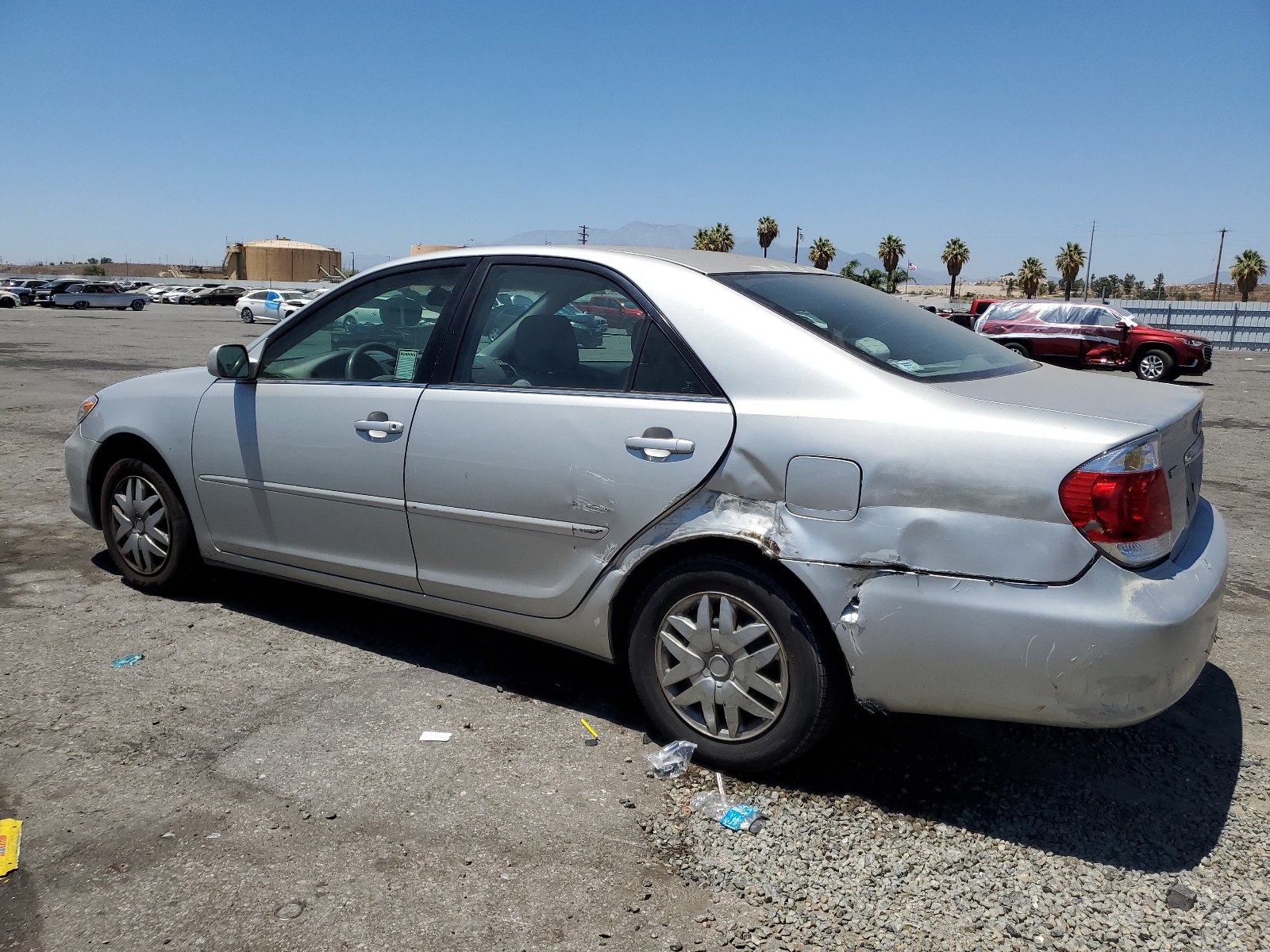 4T1BE32K55U392981 2005 Toyota Camry Le