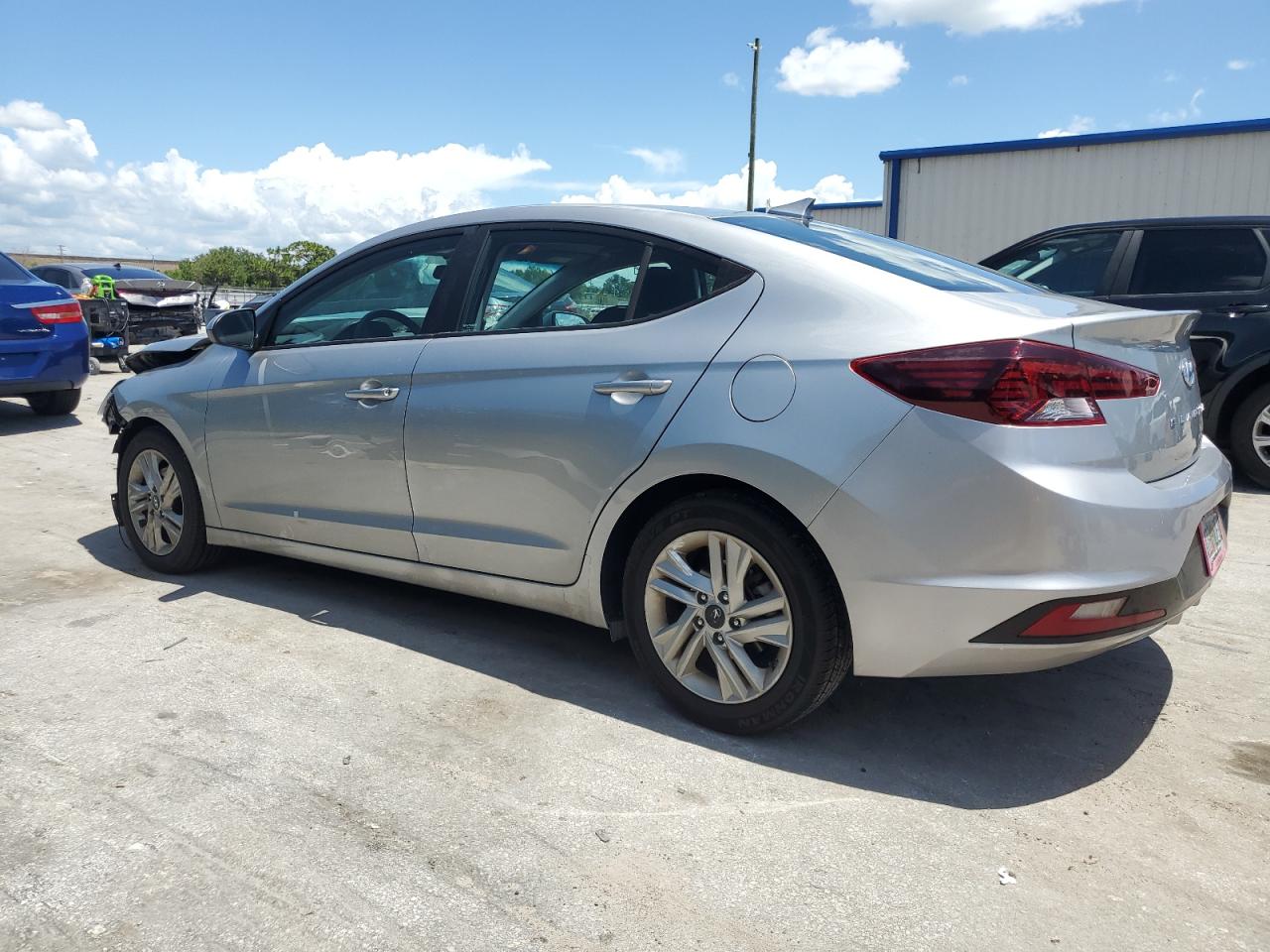 5NPD84LF0LH583405 2020 HYUNDAI ELANTRA - Image 2