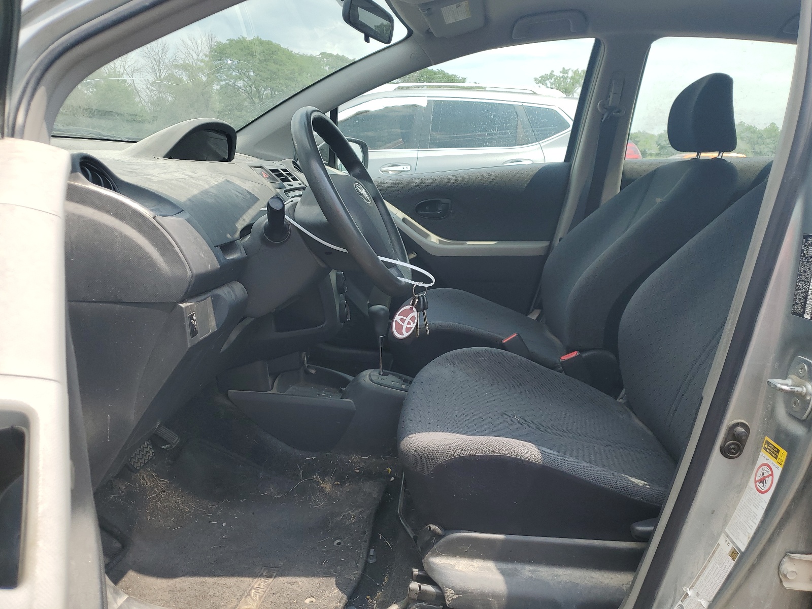 JTDKT903295228564 2009 Toyota Yaris