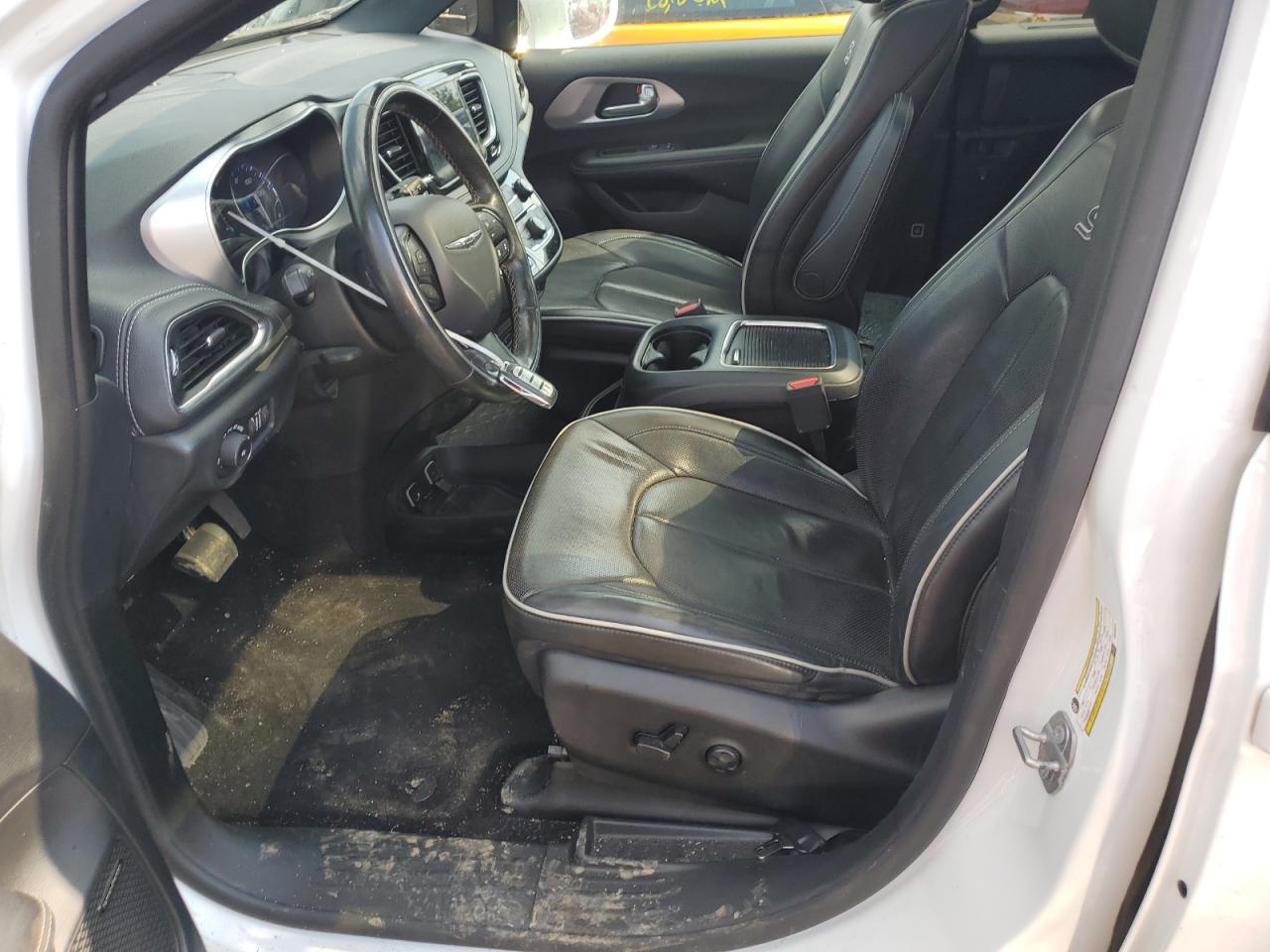 2019 Chrysler Pacifica Limited VIN: 2C4RC1GG5KR549970 Lot: 63107454