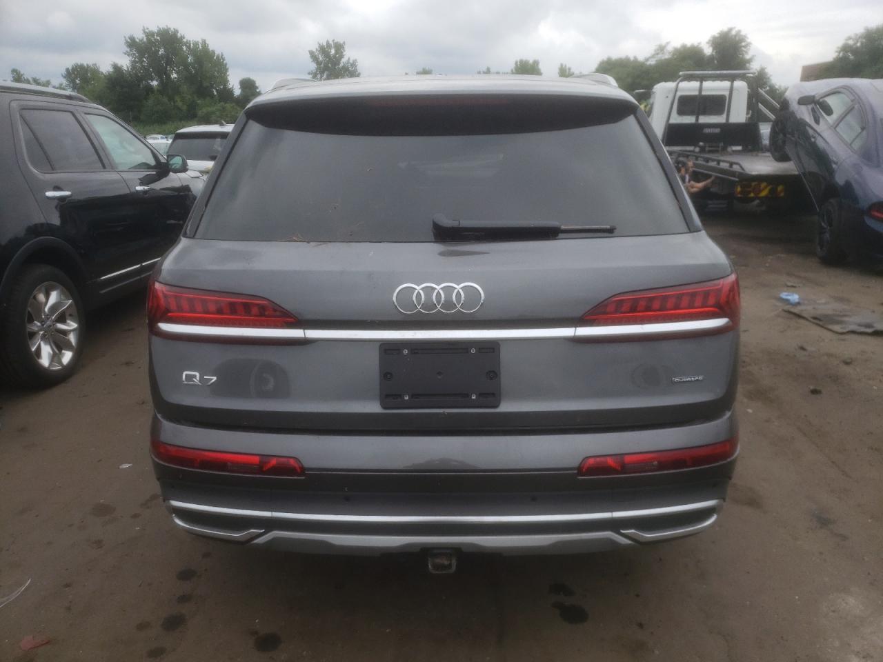 WA1ACBF75PD011908 2023 Audi Q7 Premium