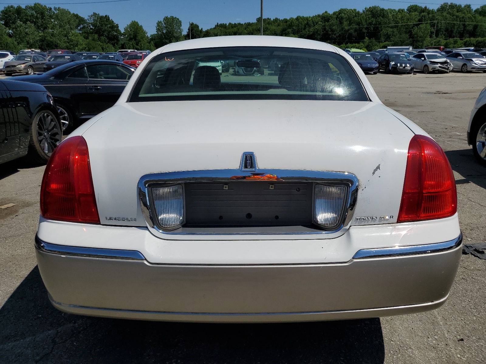 1LNHM81V67Y621802 2007 Lincoln Town Car Signature