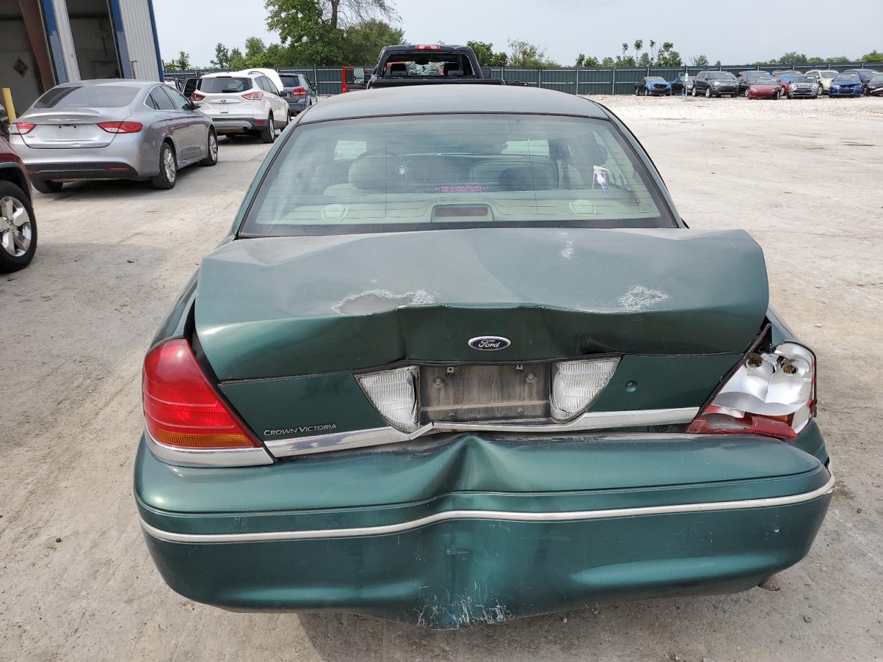 2000 Ford Crown Victoria VIN: 2FAFP73W1YX141984 Lot: 63754374